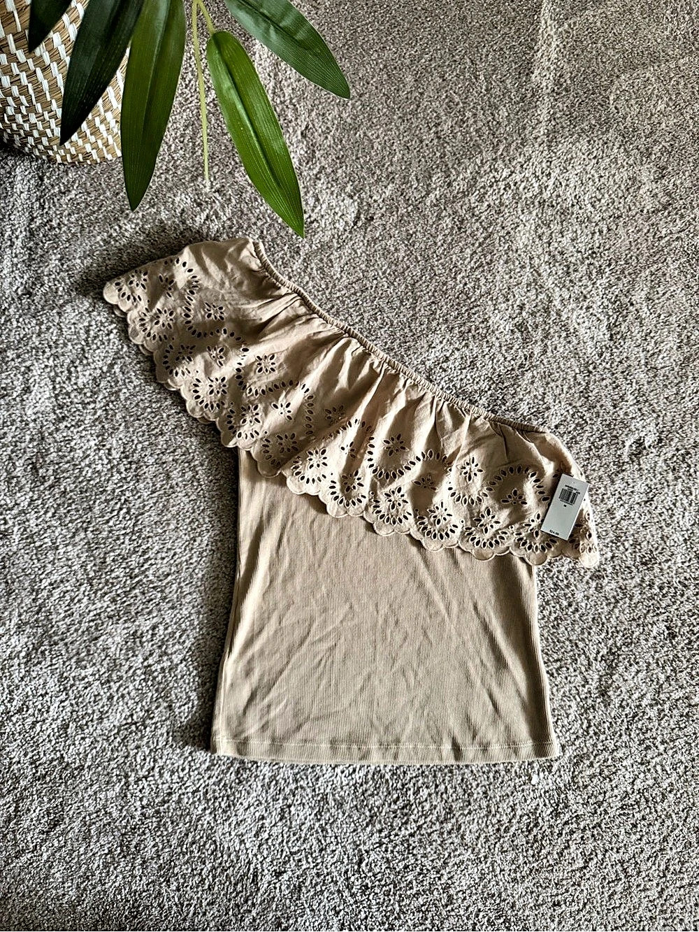 One-Shoulder Eyelet-Trim Rib-Knit Top Beige Medium NWT
